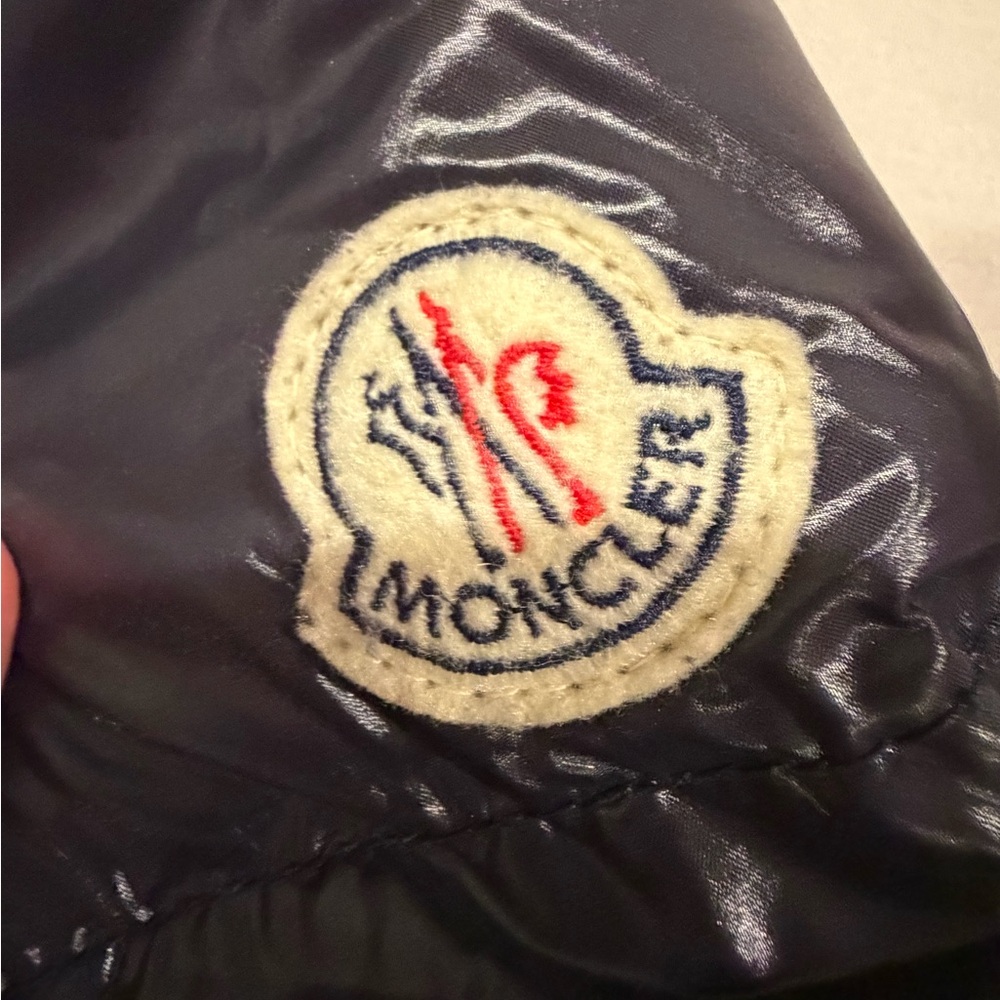 Moncler Glossy Dark Jacket with Logo - Picture 4 of 6